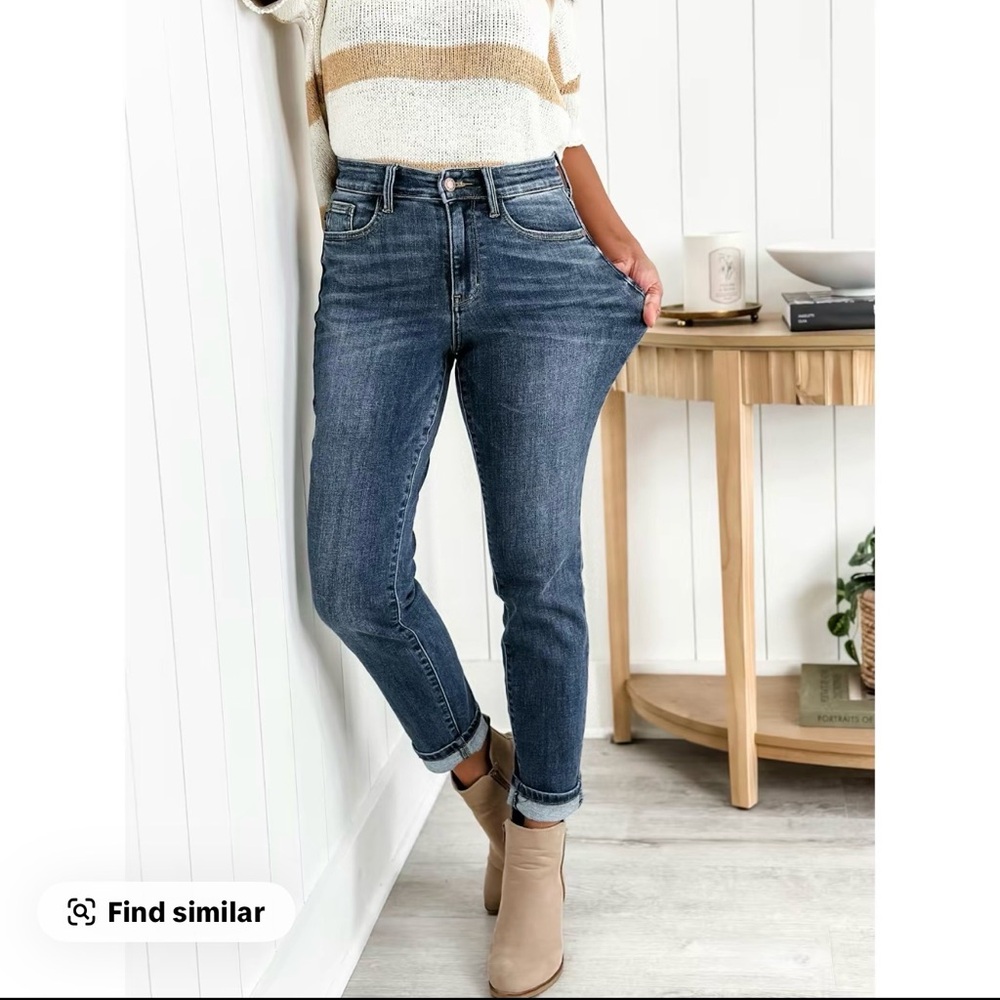 Classic High-Rise Dark Wash Women’s Jeans - Blue - Picture 2 of 10